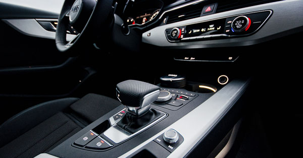 audi-a4-carclub-interior5